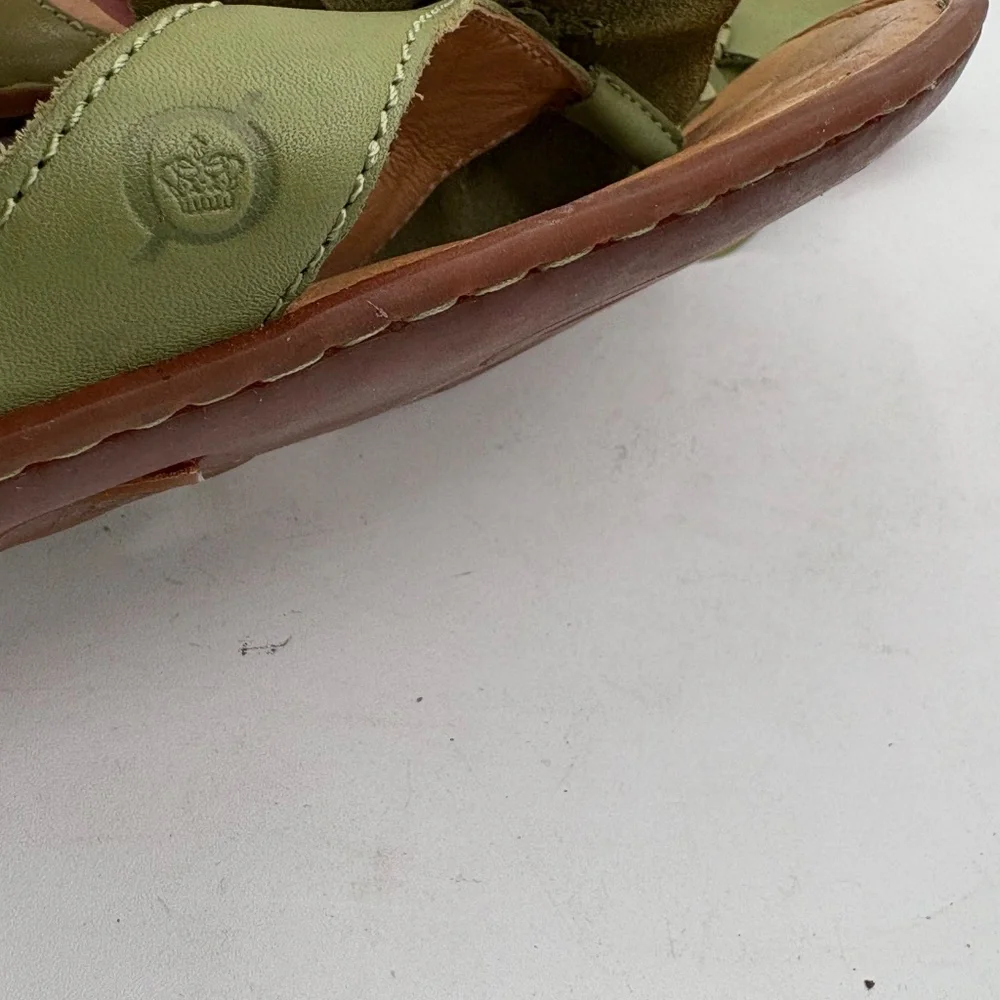 BORN Size 8/39 Green Flower Leather Thong Style Slides Sandals - Picture 8 of 8